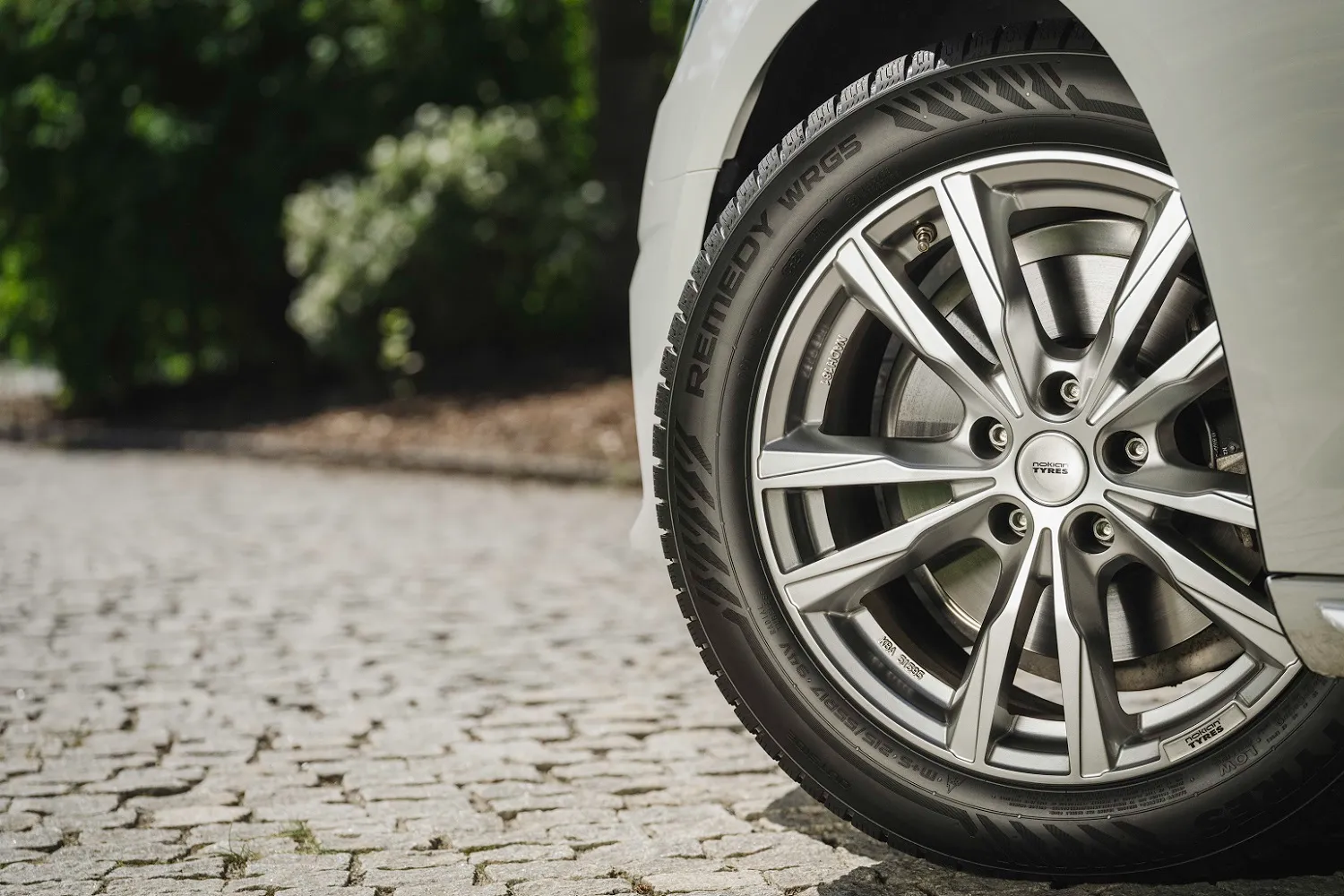 nokian remedy wrg5 all weather 205/55r16