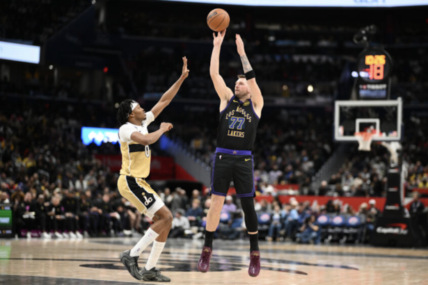 Luka's Halftime Triple-Double Sparks Lakers' Rout of Wizards
