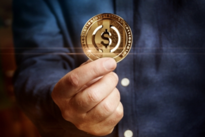 Stablecoins Explained: How They Stay Pegged