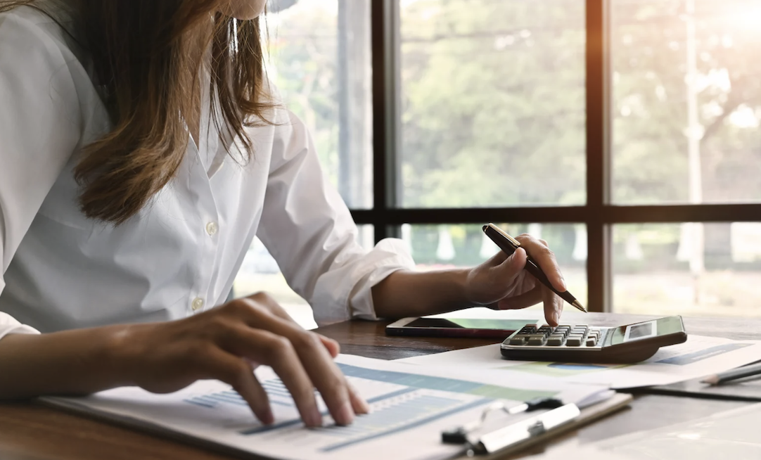 Refinancing a Mortgage: A Guide to When It Makes Sense