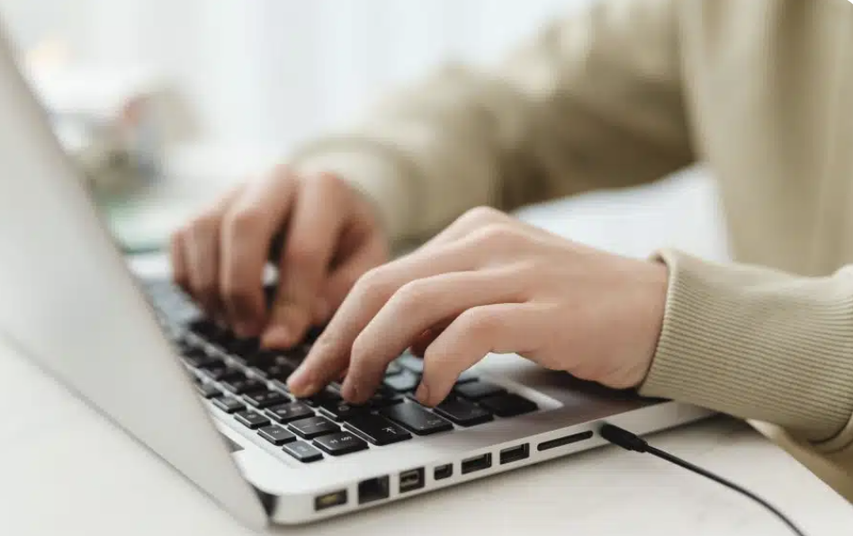 Digital Estate Planning: A Guide to Passing On Online Accounts